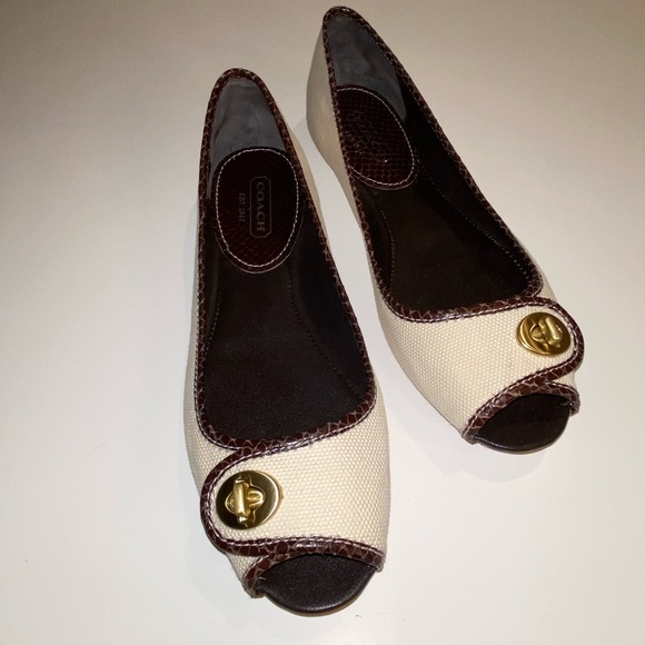 Coach Nicola Canvas and Python Flats. - Picture 2 of 9